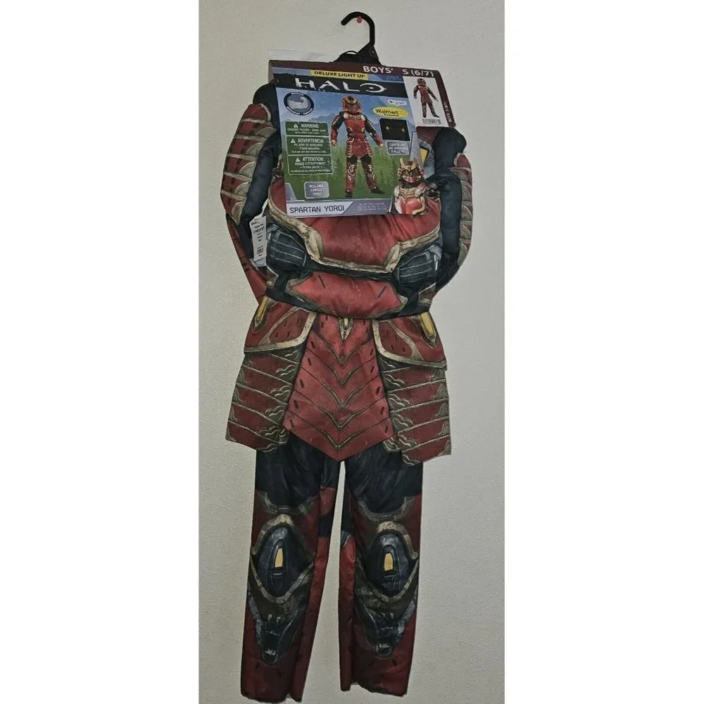 NEW Halo Spartan Yoroi Halloween Costume Boys Small 6-7 Mask Jumpsuit LIGHTS UP